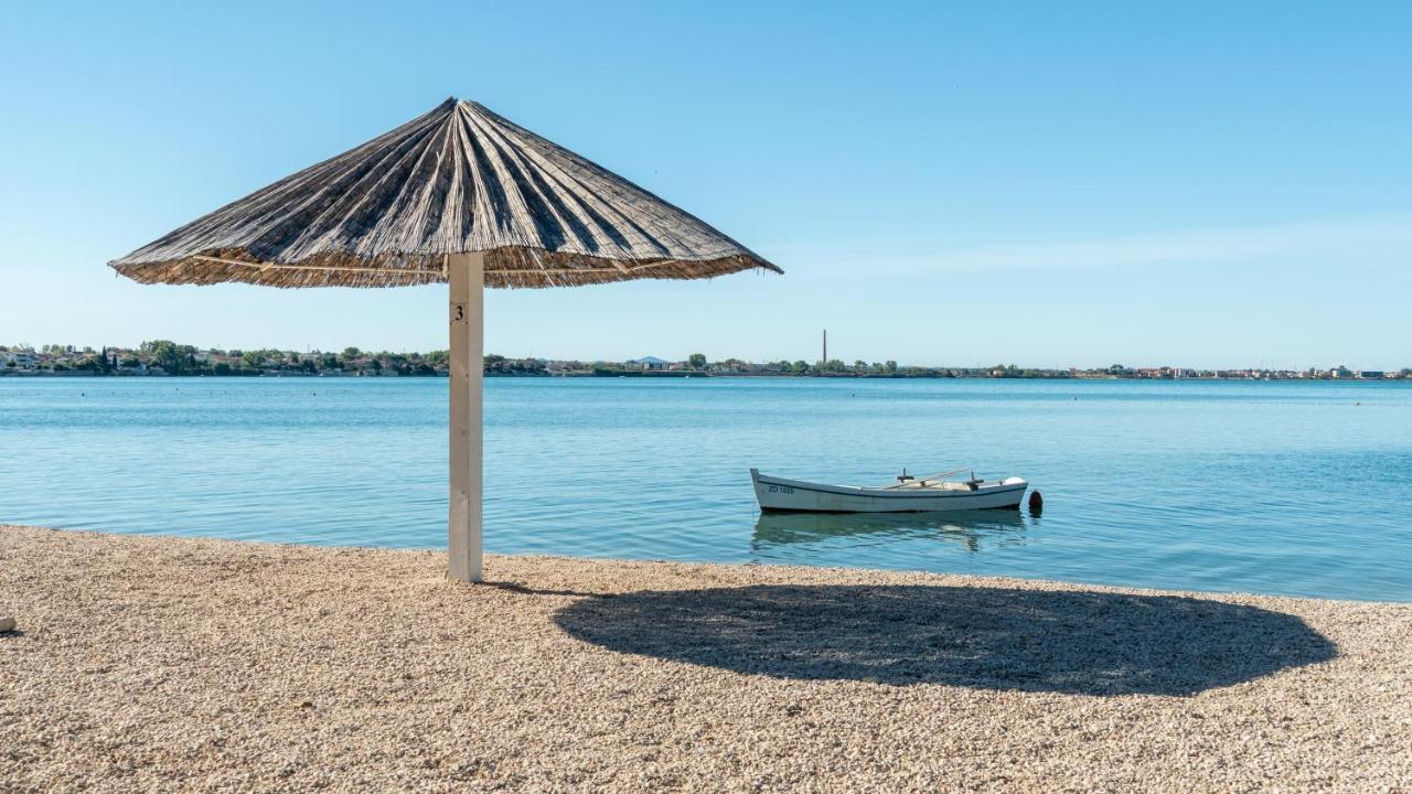Villa Dea - Dein Rueckzugsort Am Meer Mit Beheiztem Pool Vrsi Bagian luar foto