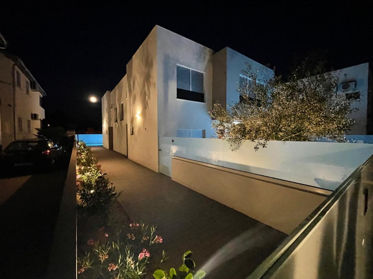 Villa Dea - Dein Rueckzugsort Am Meer Mit Beheiztem Pool Vrsi Bagian luar foto