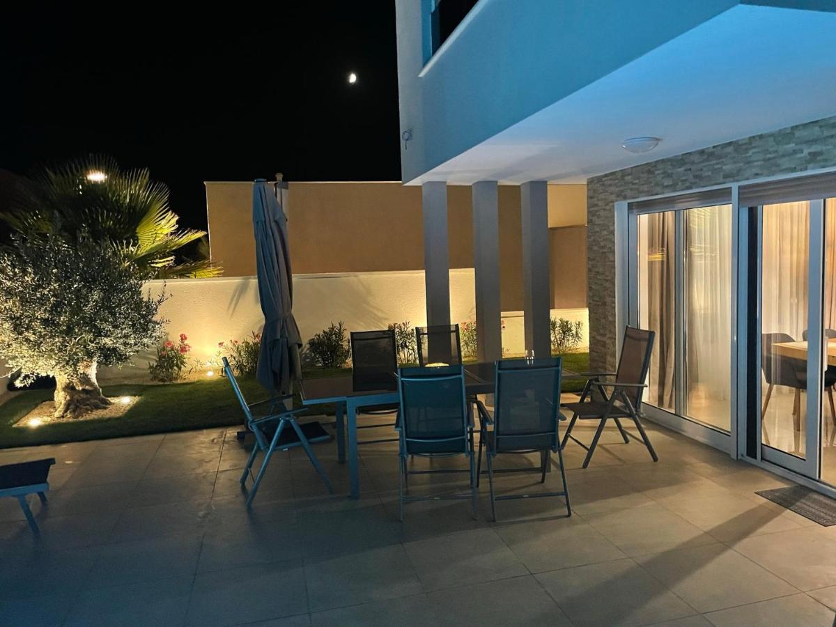 Villa Dea - Dein Rueckzugsort Am Meer Mit Beheiztem Pool Vrsi Bagian luar foto