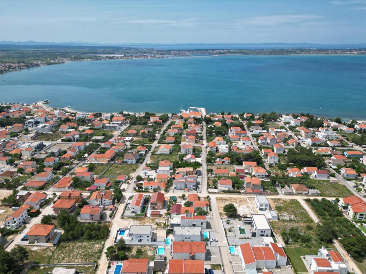 Villa Dea - Dein Rueckzugsort Am Meer Mit Beheiztem Pool Vrsi Bagian luar foto